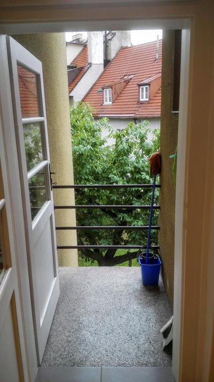 Jezerka Apartments Prag Exterior foto